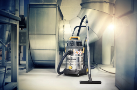 Industrial vacuum cleaner